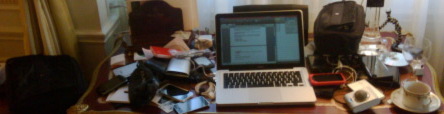 frys_desk